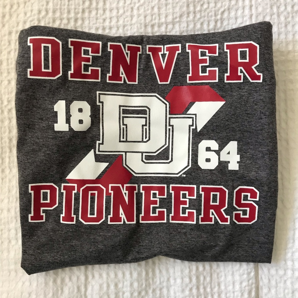 DENVER UNIVERSITY UNDER ARMOR SHIRT